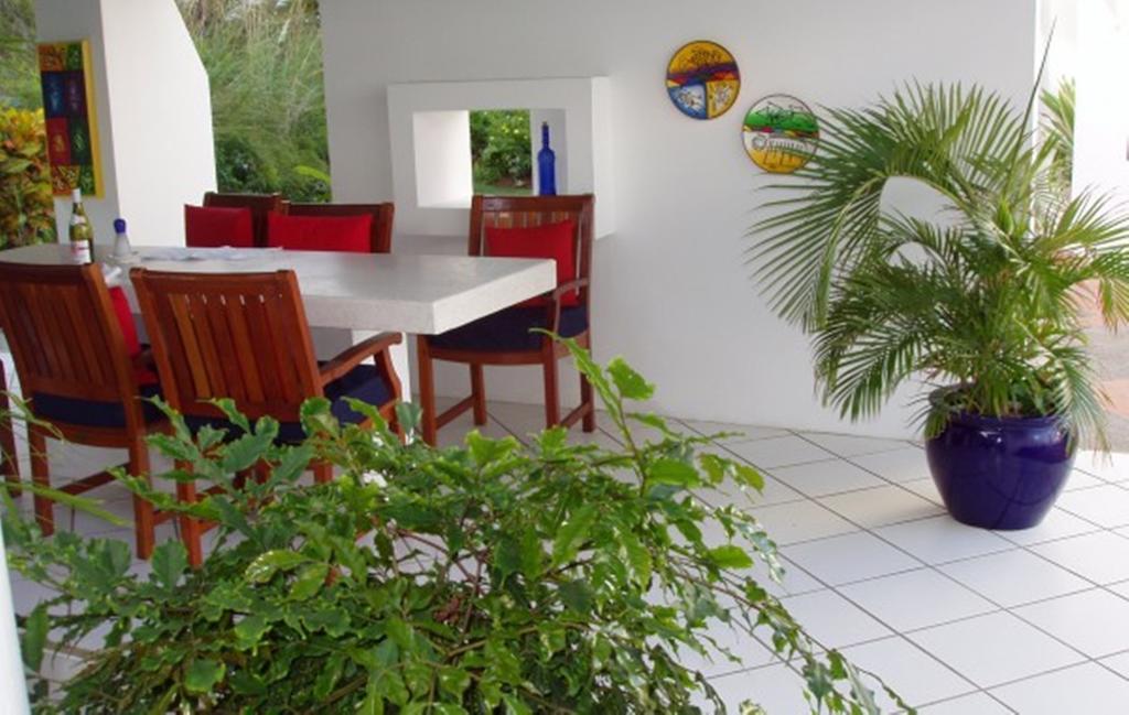 Being Villa Plymouth Екстер'єр фото